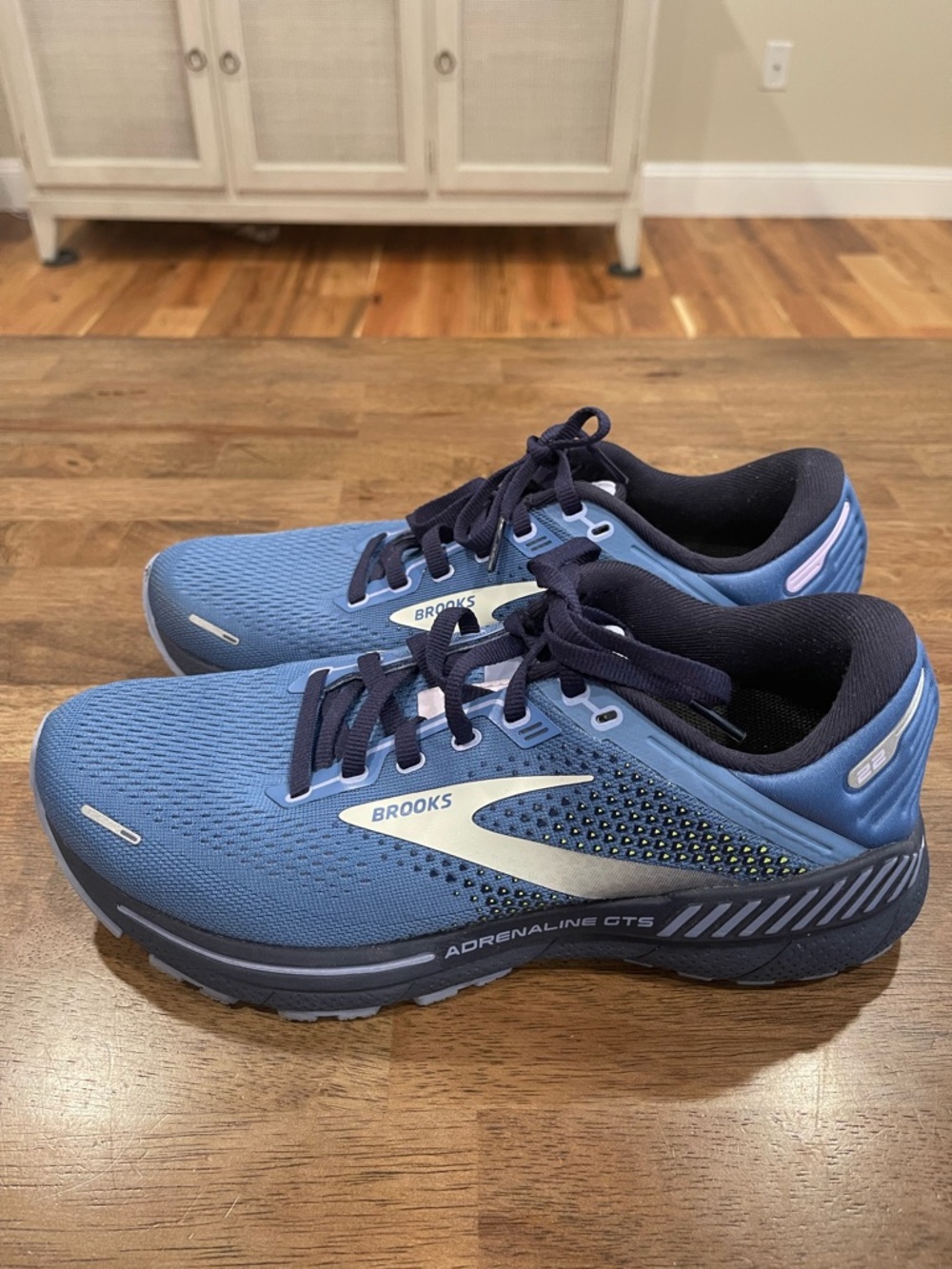 Brooks  Women's Adrenaline GTS Running Shoes - Blue Navy